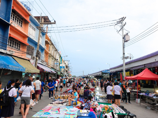 The 2 Top Places to Shop in Nakhon Sawan