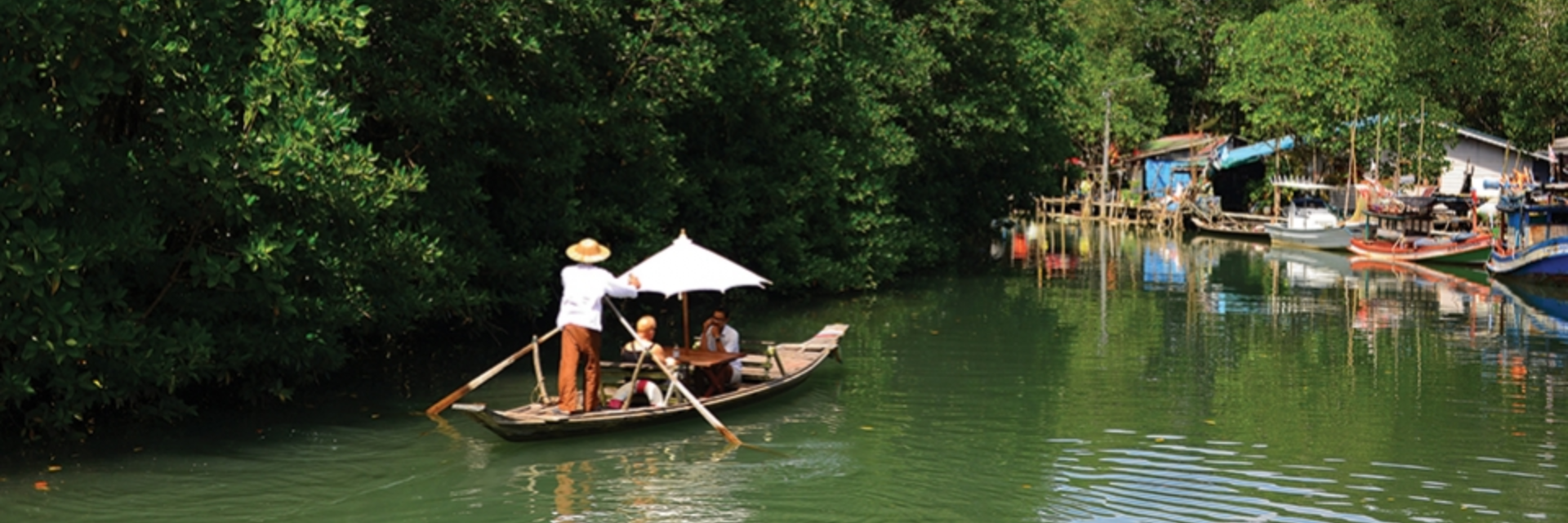 เที่ยวล่องเรือ กองโดล่าเมืองไทย ที่บ้านสลักคอก เกาะช้าง