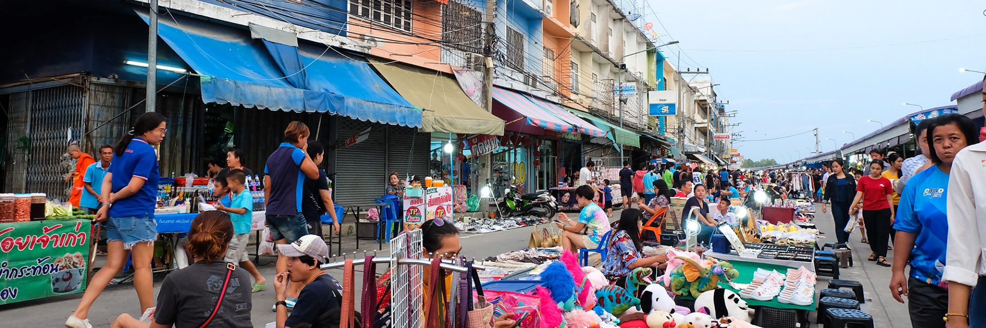 The 2 Top Places to Shop in Nakhon Sawan