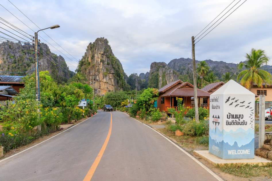 Phitsanulok is often a halfway stop for those heading north