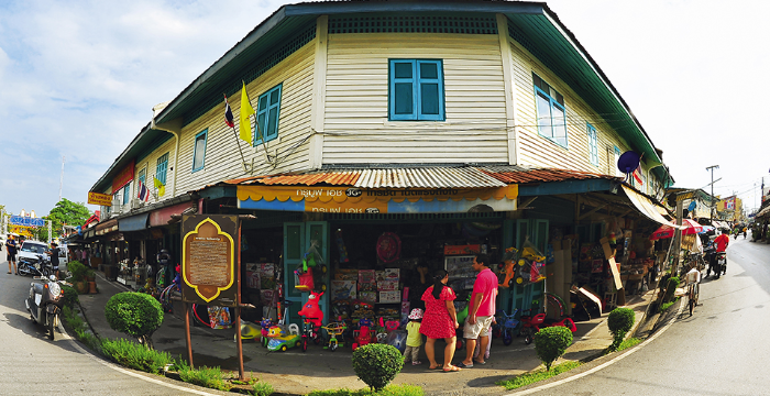 10 THINGS TO DO IN NAKHON PATHOM