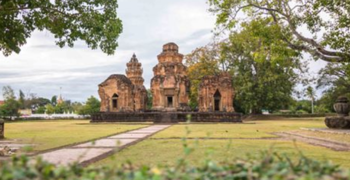 10 THINGS TO DO IN SURIN