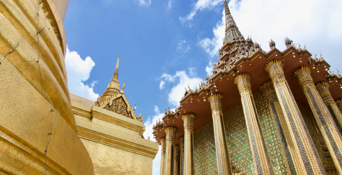 1 Day trip boat journey in Bangkok. Enjoy a Great Time alongside the River with Bangkok’s Boat Service