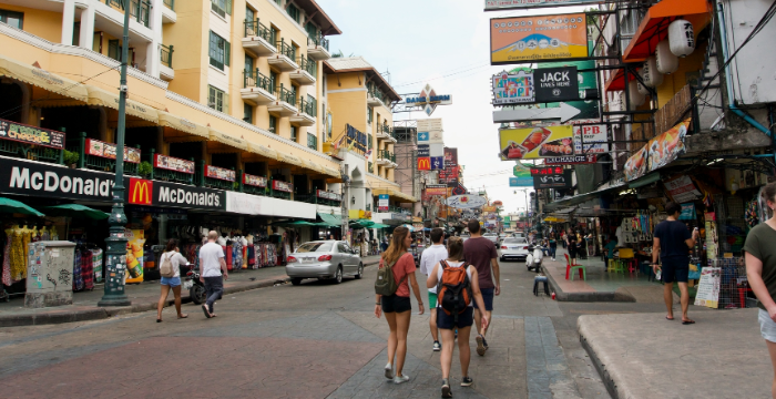 1 Day trip boat journey in Bangkok. Enjoy a Great Time alongside the River with Bangkok’s Boat Service