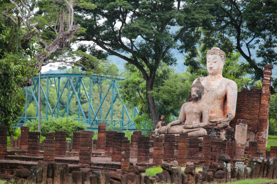 Travel to the Past at Sukhothai – the Land of History