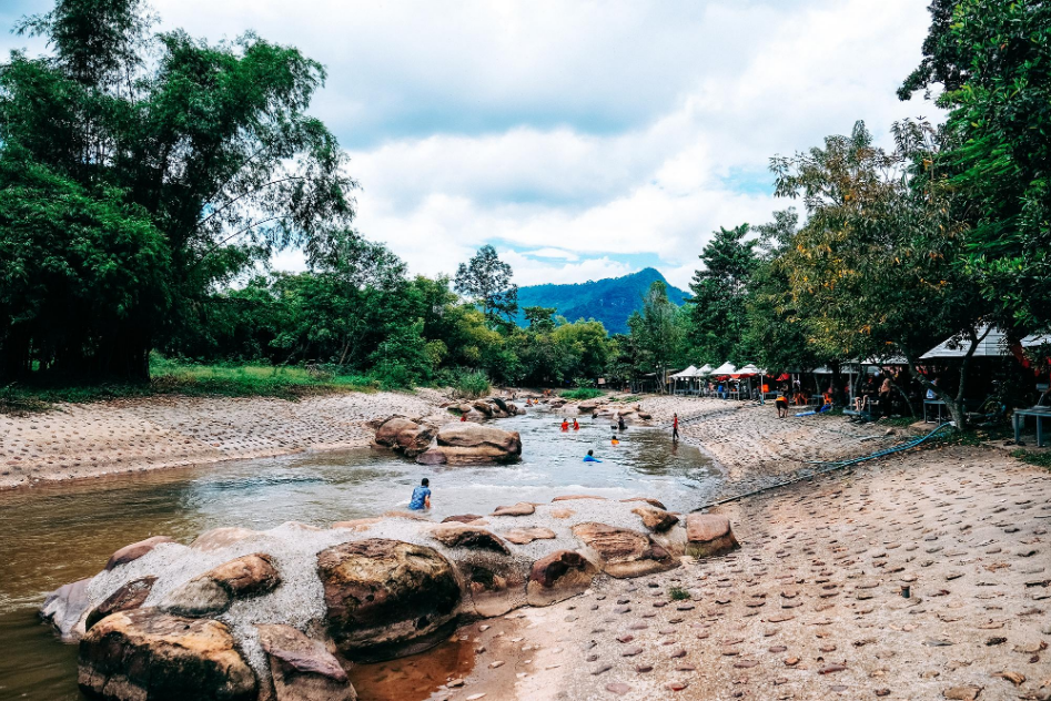 Eat, Shop, Roam, Do It All at Nakhon Nayok